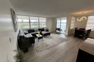 1301 NE Miami Gardens Dr, Miami, FL 33179 - Photo 27