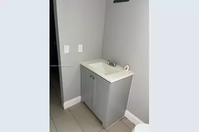 222 NW 14th St, Homestead, FL 33030 - Photo 25