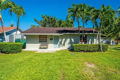 313 NW 12th St, Homestead, FL 33030 - Photo 3