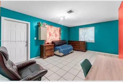 313 NW 12th St, Homestead, FL 33030 - Photo 5