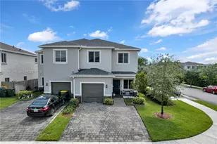 856 SE 16th Ct, Homestead, FL 33034 - Photo 1