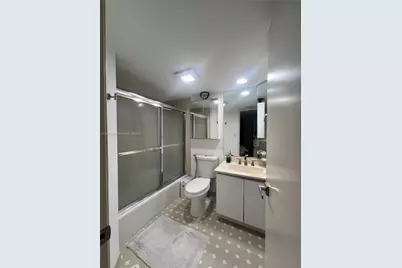 520 Brickell Key Dr #A900, Miami, FL 33131 - Photo 31