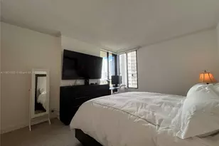 520 Brickell Key Dr, Miami, FL 33131 - Photo 19