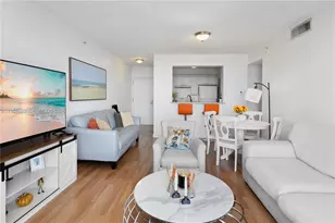 900 SW 8th St, Miami, FL 33130 - Photo 11