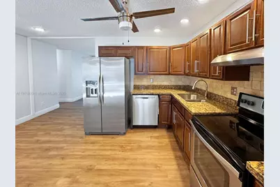 9424 SW 52nd St, Cooper City, FL 33328 - Photo 11