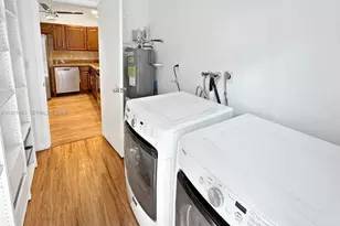 9424 SW 52nd St, Cooper City, FL 33328 - Photo 23