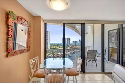 3610 Yacht Club Dr #PH07, Aventura, FL 33180 - Photo 19