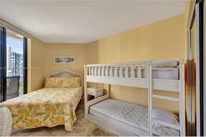 3610 Yacht Club Dr #PH07, Aventura, FL 33180 - Photo 37