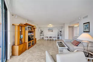 3610 Yacht Club Dr, Aventura, FL 33180 - Photo 11