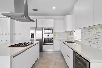 7540 NW 97th Pl, Doral, FL 33178 - Photo 15