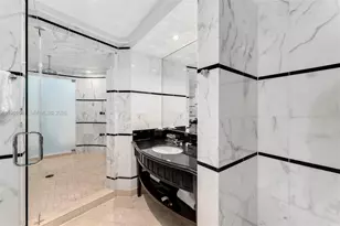 4391 Collins Ave, Miami Beach, FL 33140 - Photo 31