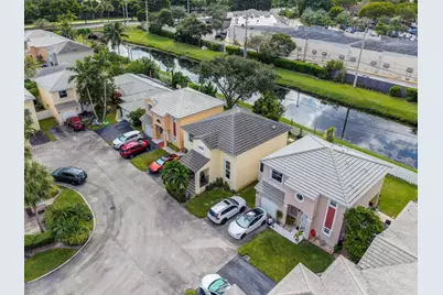 875 NW 99th Ave, Plantation, FL 33324 - Photo 53