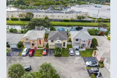 875 NW 99th Ave, Plantation, FL 33324 - Photo 51