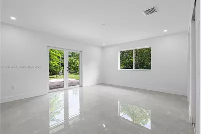 21991 SW 252nd St, Homestead, FL 33031 - Photo 27