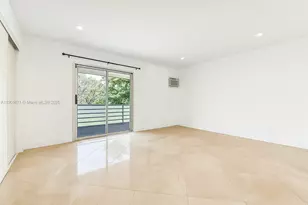 390 Tilford R, Deerfield Beach, FL 33442 - Photo 3