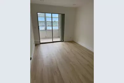 100 SW 132nd Way #205K, Pembroke Pines, FL 33027 - Photo 5