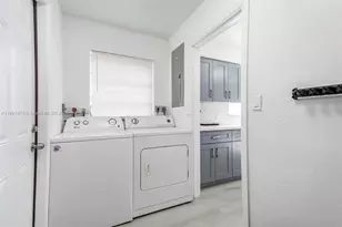 230 NE 2nd Pl, Dania Beach, FL 33004 - Photo 21