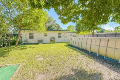 6317 Cleveland St, Hollywood, FL 33024 - Photo 11