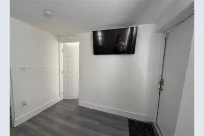 2051 NW 152nd Ter, Miami Gardens, FL 33054 - Photo 17