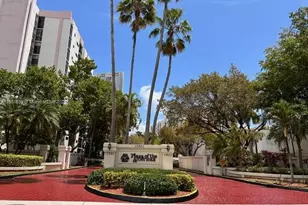 16919 N Bay Rd, Sunny Isles Beach, FL 33160 - Photo 1