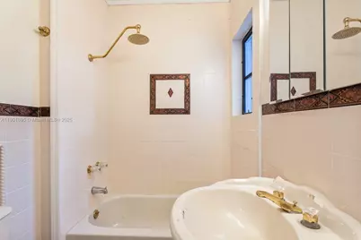 1109 Ferdinand St, Coral Gables, FL 33134 - Photo 9