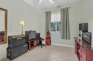 302 NW 120th Dr, Coral Springs, FL 33071 - Photo 23