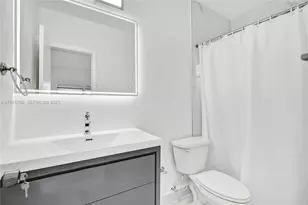 5750 NW 111th St, Hialeah, FL 33012 - Photo 21