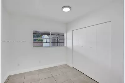 5750 NW 111th St, Hialeah, FL 33012 - Photo 23