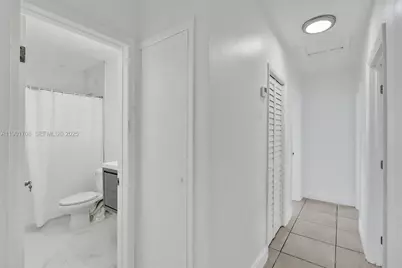 5750 NW 111th St, Hialeah, FL 33012 - Photo 19