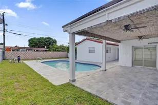 5750 NW 111th St, Hialeah, FL 33012 - Photo 11