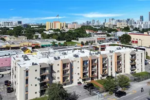 1051 SW 1st St, Miami, FL 33130 - Photo 1