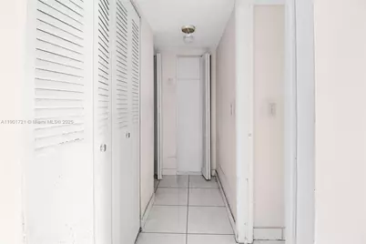 1051 SW 1st St #110, Miami, FL 33130 - Photo 11