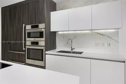 851 NE 1st Ave #2106, Miami, FL 33132 - Photo 7