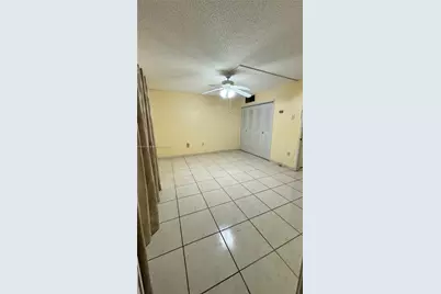 160 NE 203rd Ter #E20, Miami Gardens, FL 33179 - Photo 21