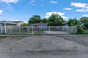 1240 NW 38th St, Miami, FL 33142 - Photo 21
