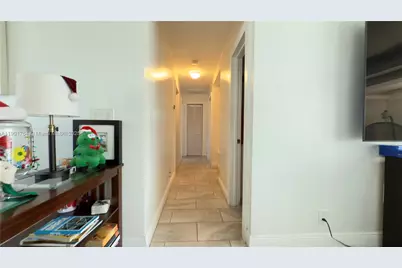 800 NW 29th St, Wilton Manors, FL 33311 - Photo 3