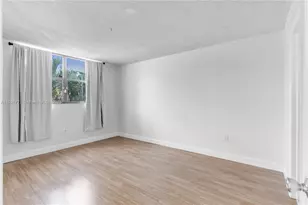 8004 SW 149th Ave, Miami, FL 33193 - Photo 9