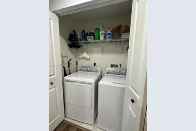 4256 NW 83rd Ave, Doral, FL 33166 - Photo 13