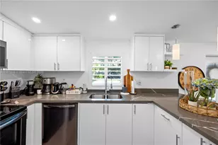 11 NW 45th St, Miami, FL 33127 - Photo 11