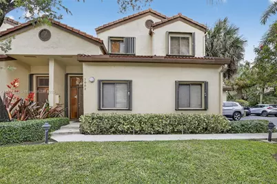 1002 NW 105th Ave #D-121, Plantation, FL 33322 - Photo 1