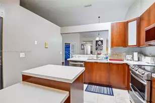 1002 NW 105th Ave, Plantation, FL 33322 - Photo 15