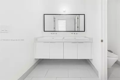 9153 NW 33rd St, Doral, FL 33172 - Photo 25