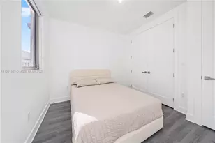 9153 NW 33rd St, Doral, FL 33172 - Photo 17