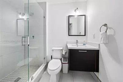 9153 NW 33rd St, Doral, FL 33172 - Photo 5