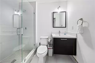 9153 NW 33rd St, Doral, FL 33172 - Photo 5