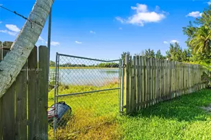 12860 SW 268th St, Homestead, FL 33032 - Photo 21