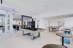 227 NE 2nd St, Miami, FL 33132 - Photo 23