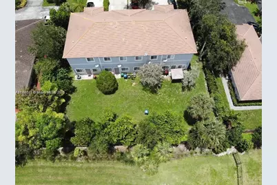 8706 NW 38th Dr, Coral Springs, FL 33065 - Photo 5