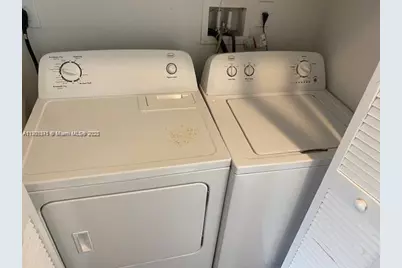 8706 NW 38th Dr, Coral Springs, FL 33065 - Photo 15