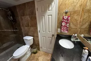 19416 NE 26th Ave, Miami, FL 33180 - Photo 5